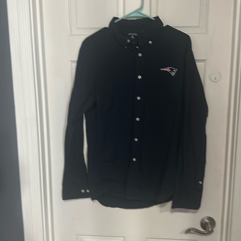 Men's New England Patriots Antigua Navy Long Sleeve Button-Down Shirt